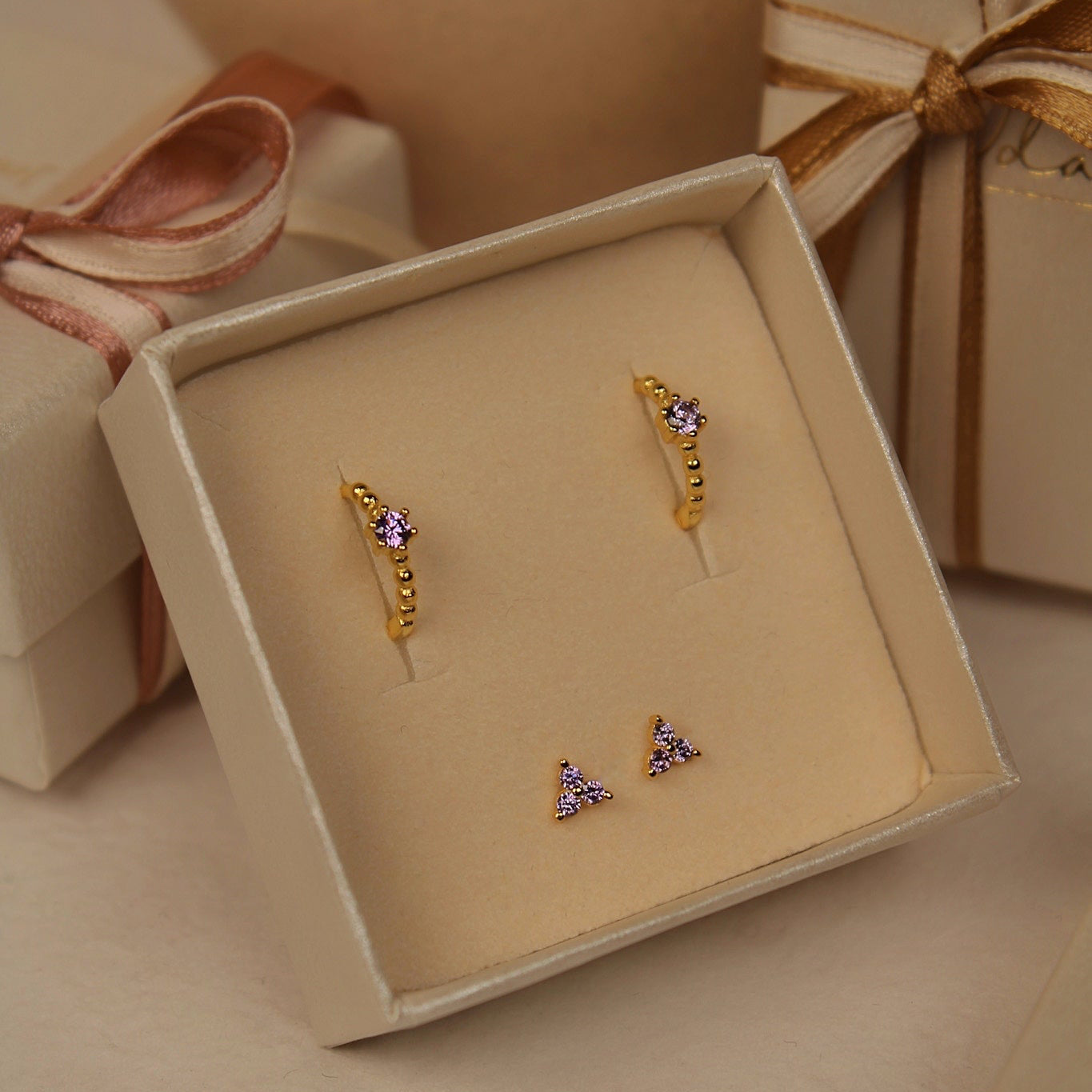 "Sparkling Blossom" Ohrstecker und Creolen Set