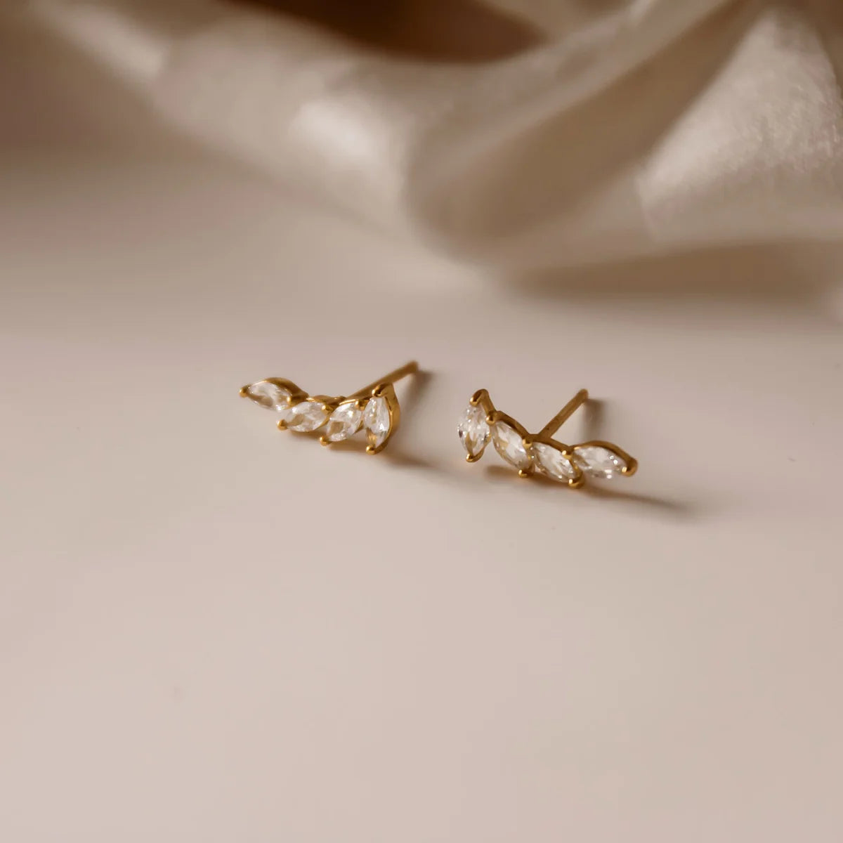 "Sparkling Serenity" Ohrstecker Set