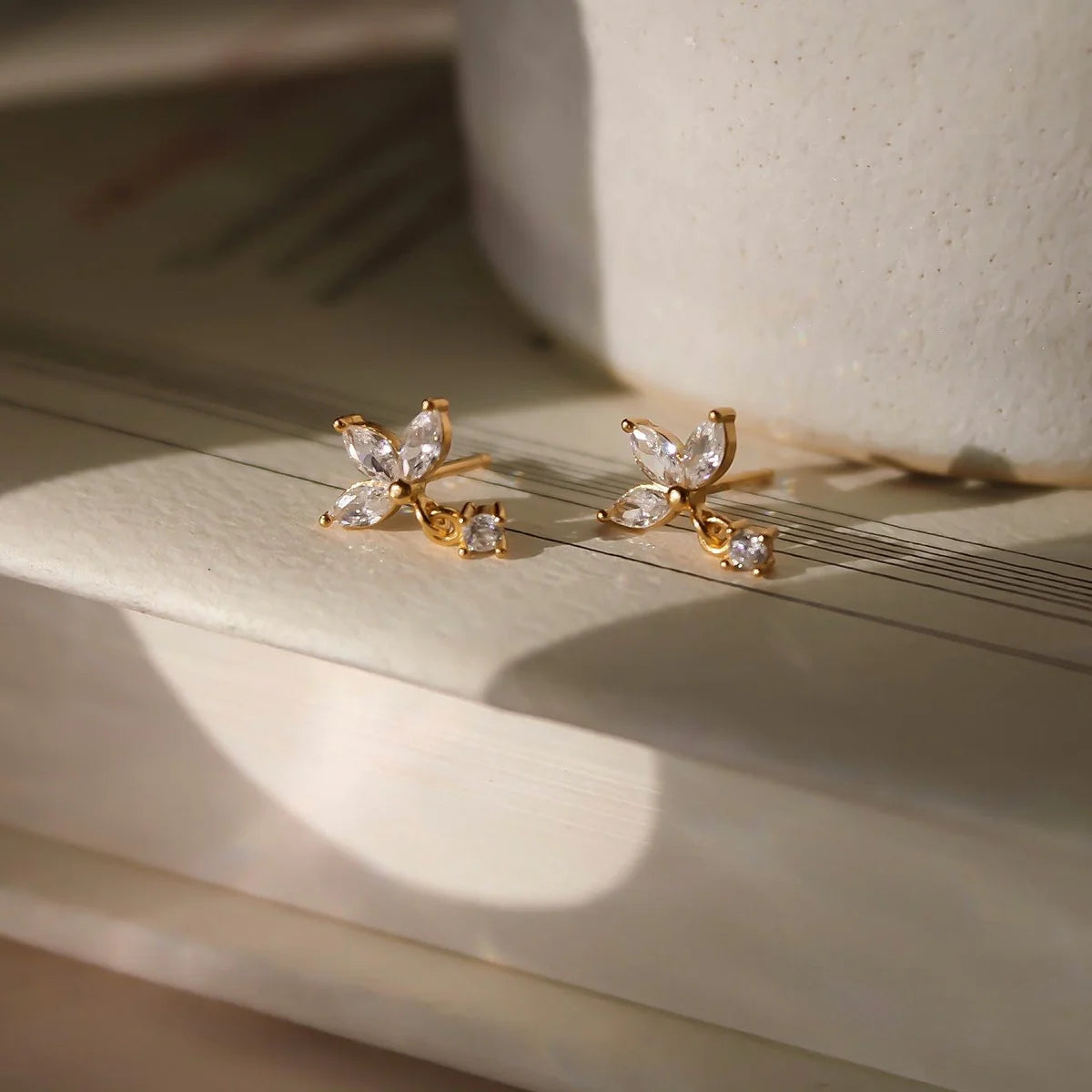 "Sparkling Serenity" Ohrstecker Set