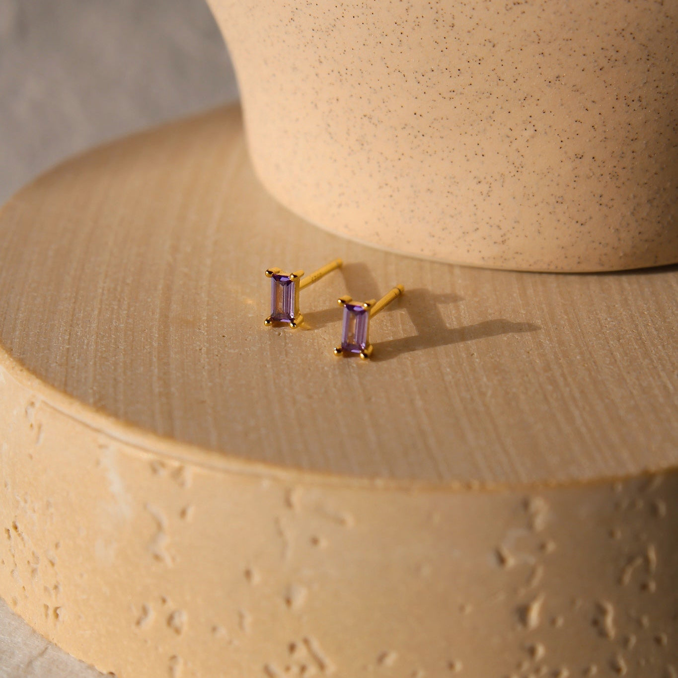 "Tiny Treasures" Baguette Ohrstecker