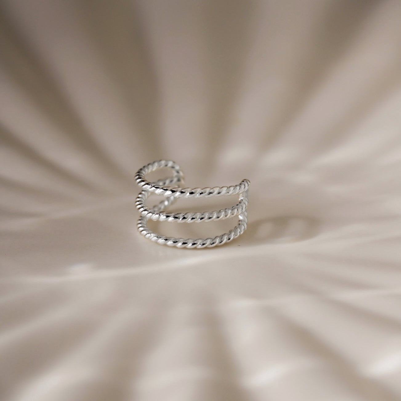 "TripleTwist" gedrehter Sterlingsilber Earcuff