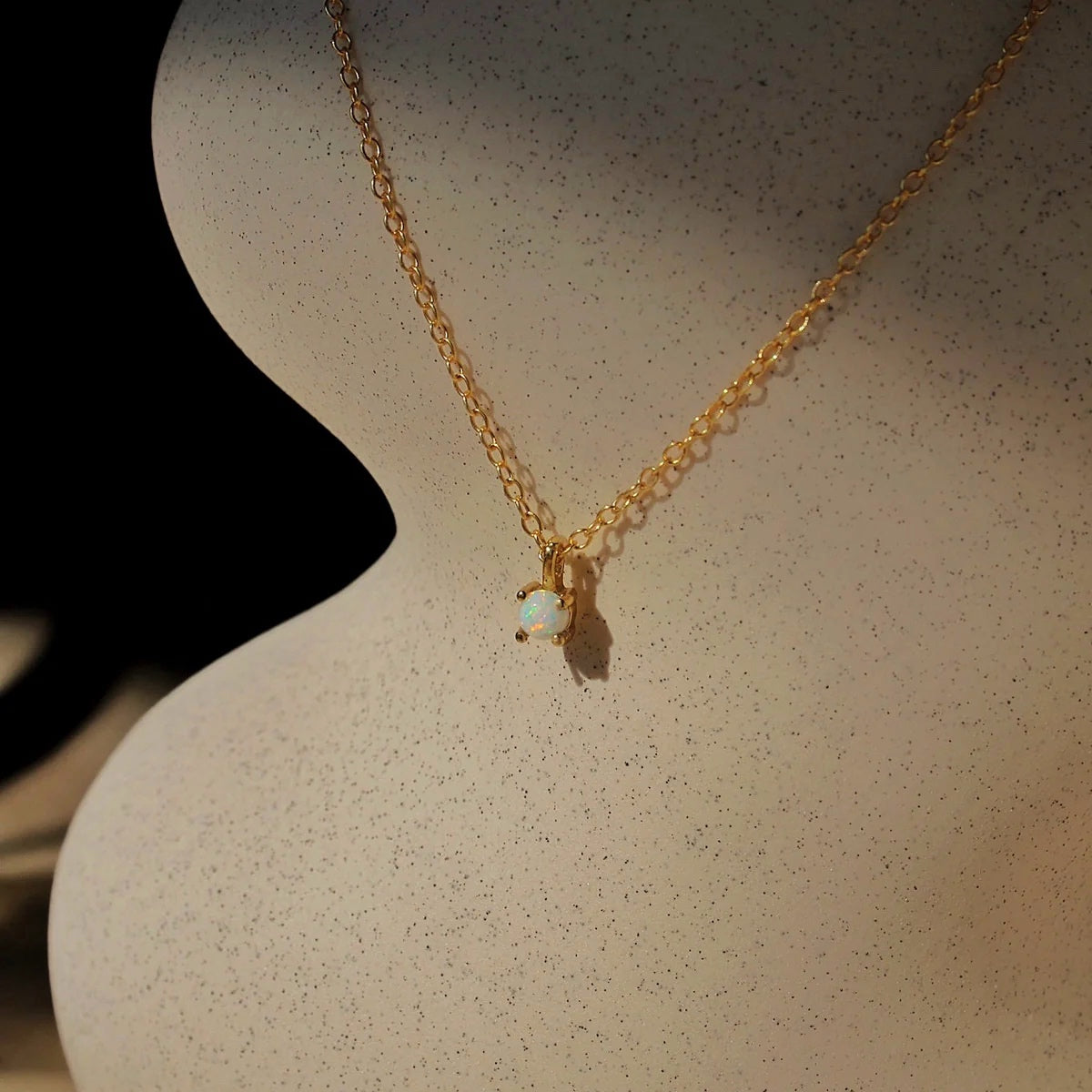 Elara Opal Kette – Vergoldete 925 Sterling Silber Halskette mit Opal