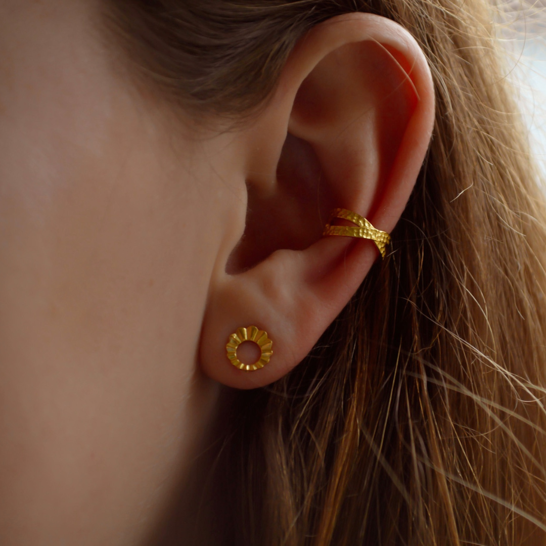 IDASBLUE "Artemis" gekreuzter Earcuff gold